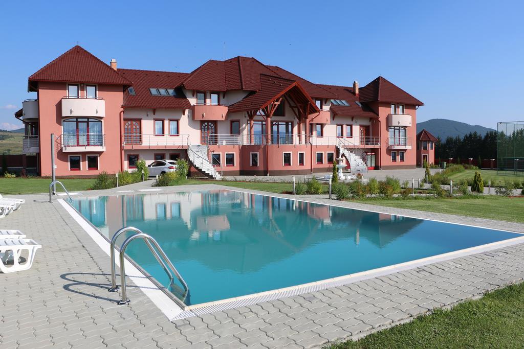 Sanderson Apartments Miercurea Ciuc Kamer foto