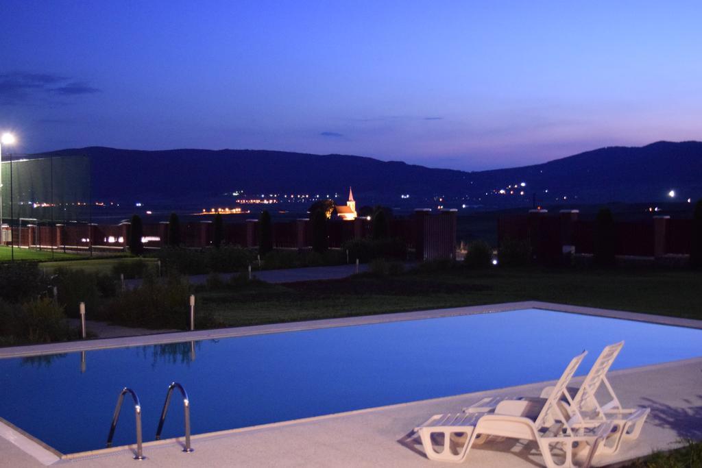 Sanderson Apartments Miercurea Ciuc Buitenkant foto